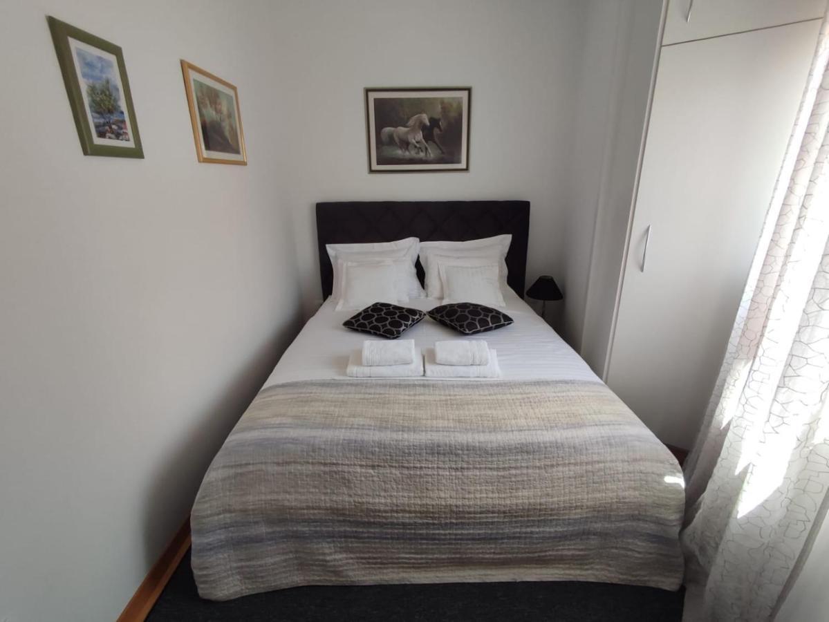 Apartment Sandrica Stomorska Eksteriør billede